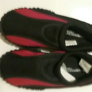 Powersox kids water shoes, size 1
